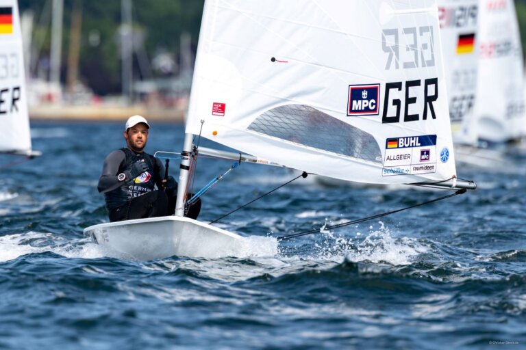 Ilca-Segler Phiipp Buhl vor dem Wind
